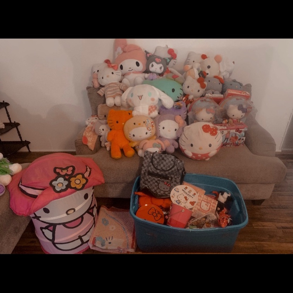 Hello kitty mystery box